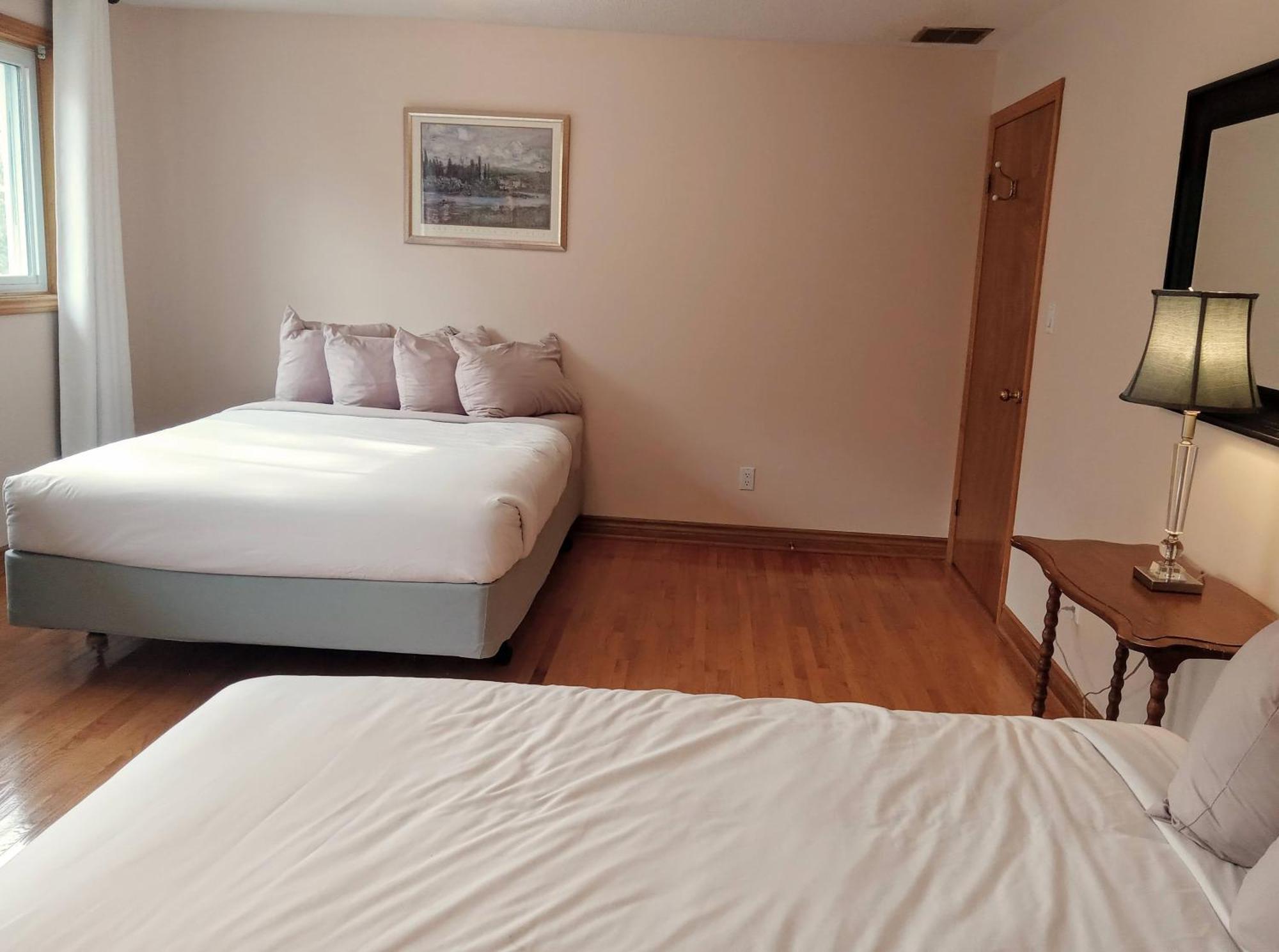 Hotel Wolfe Island Marysville Ngoại thất bức ảnh