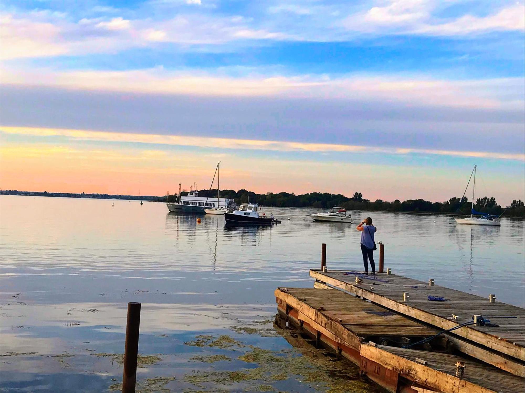 Hotel Wolfe Island Marysville Ngoại thất bức ảnh